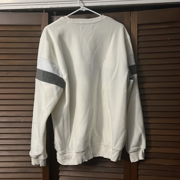 Men’s Calvin Klein Pullover - Picture 2 of 2